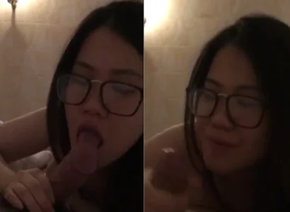 Anh ra thì phải thì thầm với em đừng để uổng