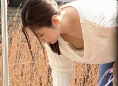 Mẹ cùng con trai phá vỡ đạo lý mẹ con